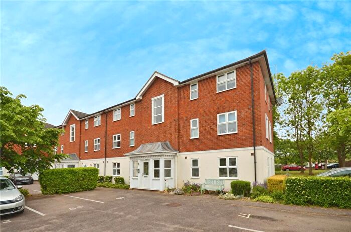 1 Bedroom Apartment For Sale In Whinchat, Aylesbury, Buckinghamshire, HP19