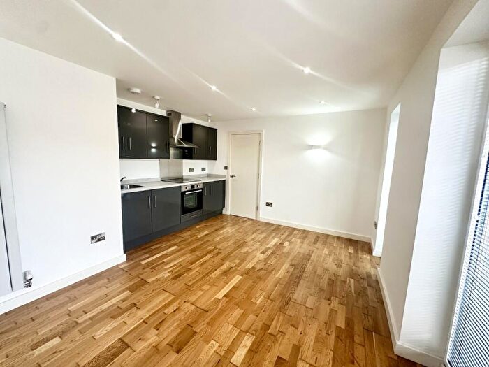 2 Bedroom Apartment To Rent In Waverley Avenue, Gedling, Nottingham, Nottinghamshire, NG4