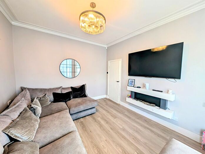 3 Bedroom End Of Terrace House For Sale In Easton Road, New Ferry, Wirral, CH62