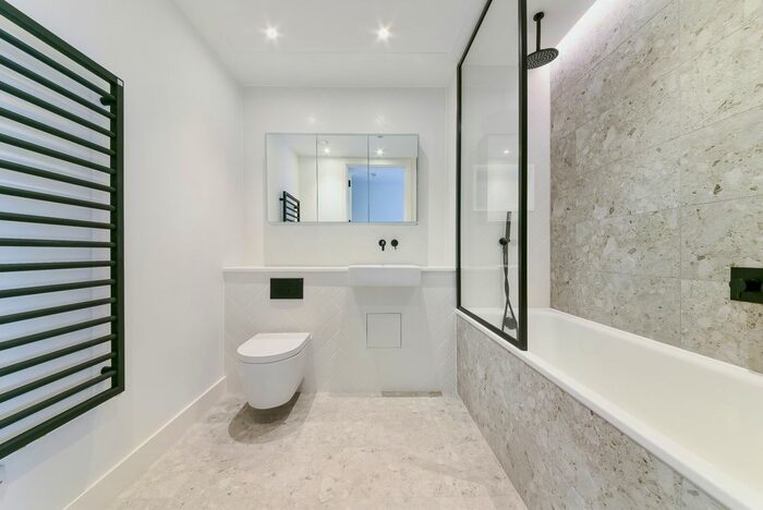 2 Bedroom Flat To Rent In Dawson Street, Hoxton, London, E2