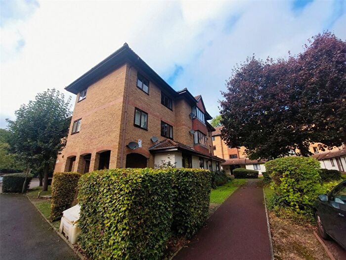 1 Bedroom Flat To Rent In Orchard Grove, London, SE20