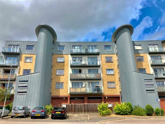 2 Bedroom Apartment To Rent In Rapier Street, Ipswich, IP2