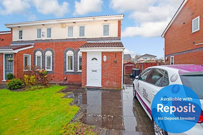3 Bedroom Semi Detached House To Rent In Aspen Close, Timperley, Altrincham, Cheshire, WA15