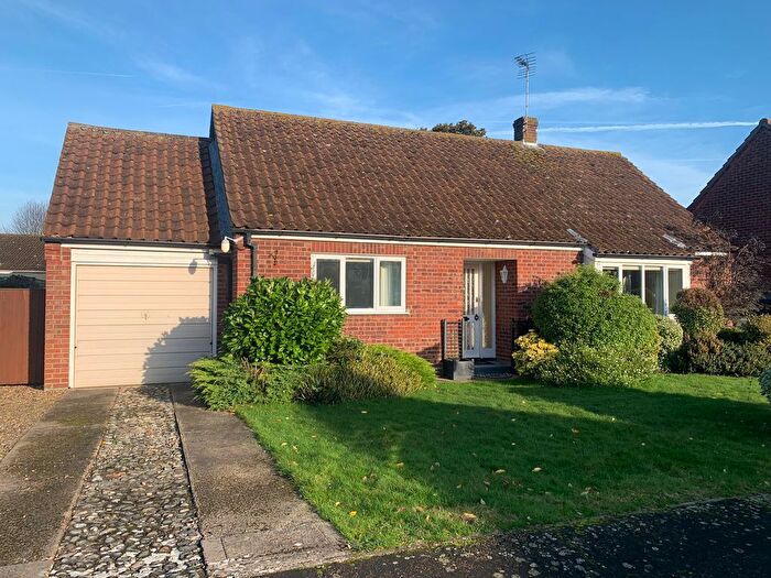 2 Bedroom Detached Bungalow To Rent In Mallard Way, Hickling, Norwich, NR12