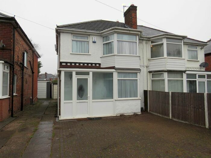 3 Bedroom Semi-Detached House To Rent In Millington Road, Hodge Hill, Birmingham, B36