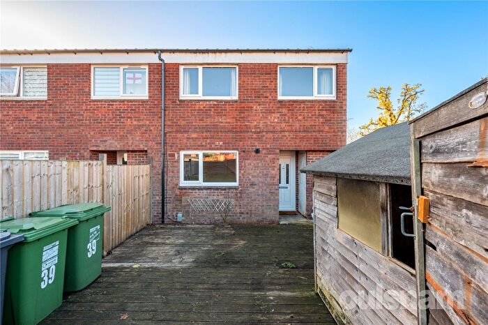 2 Bedroom Terraced House For Sale In Tillington Close, Redditch, Worcestershire, B98