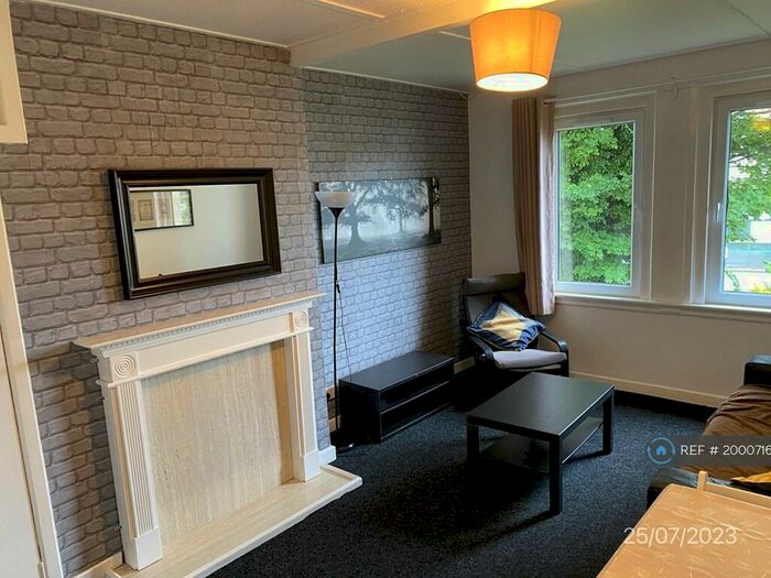 2 Bedroom Flat To Rent In Stenhouse Road, Edinburgh, EH11