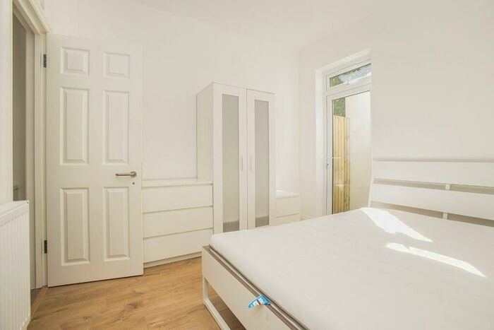 Property To Rent In Kingston Road, Ilford, Essex, IG1