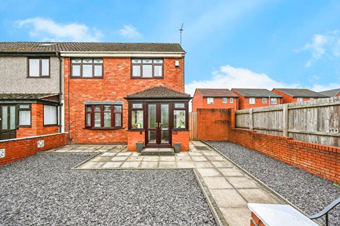 3 Bedroom Semi-Detached House For Sale In Ennerdale Close, Kirkby, Merseyside, L33