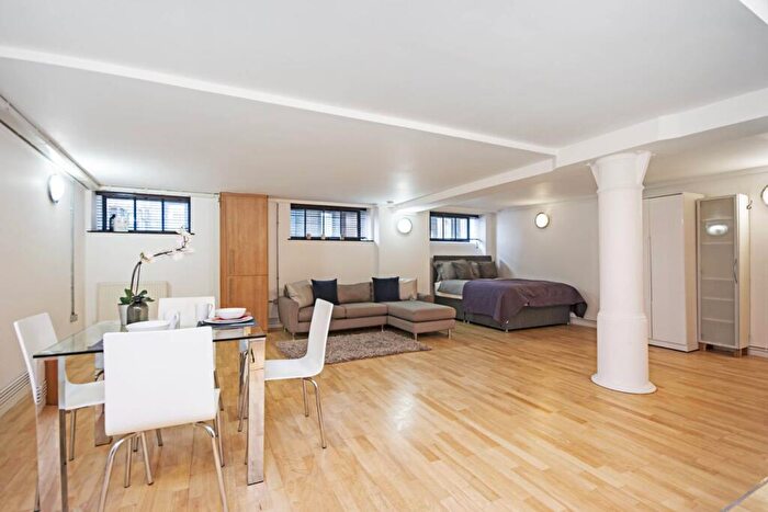 Studio To Rent In Tyssen Street, Dalston, London, E8