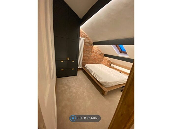 3 Bedroom Semi-Detached House To Rent In Springfield Terrace, Scholes, Cleckheaton, BD19