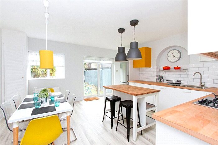 3 Bedroom Terraced House To Rent In Grenaby Avenue, Croydon, CR0