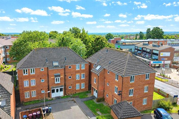 1 Bedroom Apartment For Sale In Shilling Close, Tilehurst, Reading, Berkshire, RG30