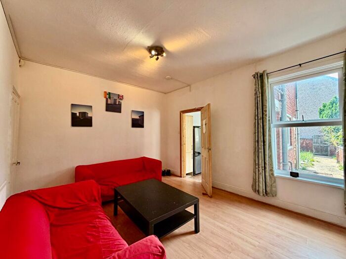 4 Bedroom Terraced House To Rent In St. Georges Road, Coventry, CV1