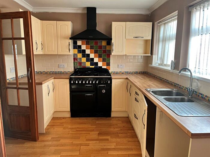 3 Bedroom Terraced House For Sale In Willerby Road, Hull, HU5