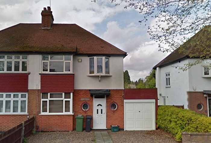 4 Bedroom Semi-Detached House To Rent In Chinbrook Road, London, SE12