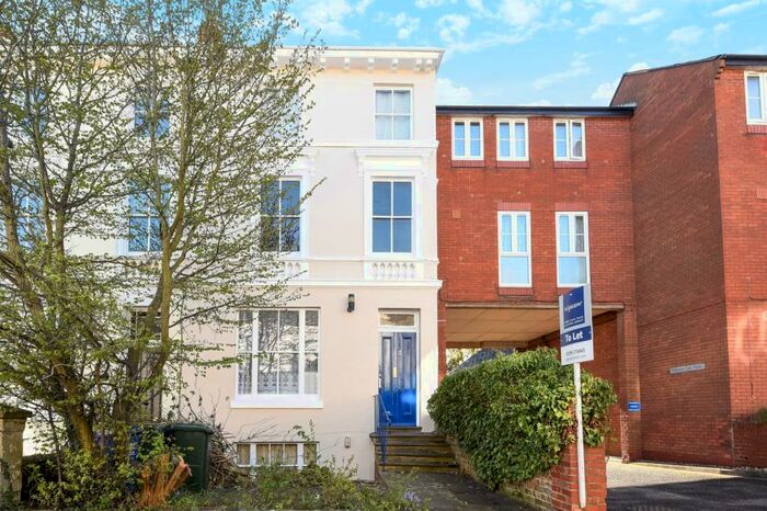 2 Bedroom Apartment To Rent In Calthorpe Road, Banbury, OX16