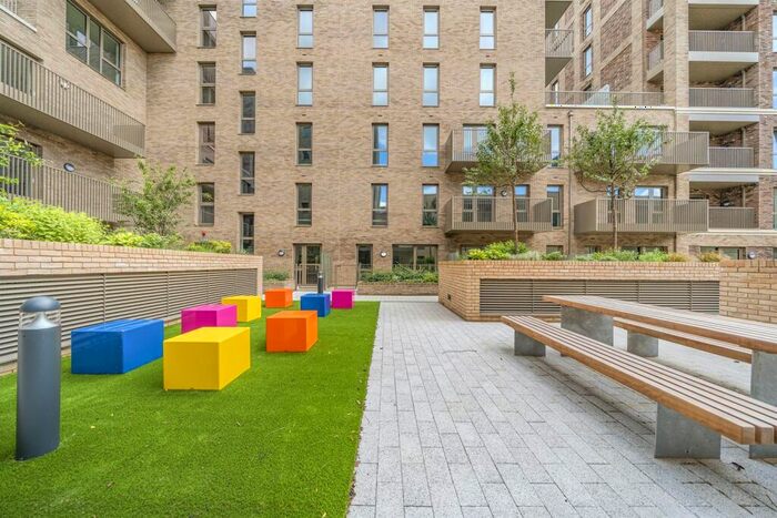 2 Bedroom Apartment To Rent In Bed, Th Floor Tyne At Refinery House In Anchors Point, E16