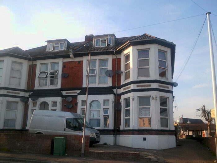 Studio To Rent In Denzil Avenue, Southampton, SO14