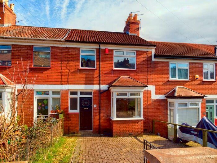 3 Bedroom Terraced House To Rent In Brendon Road, Bristol, BS3