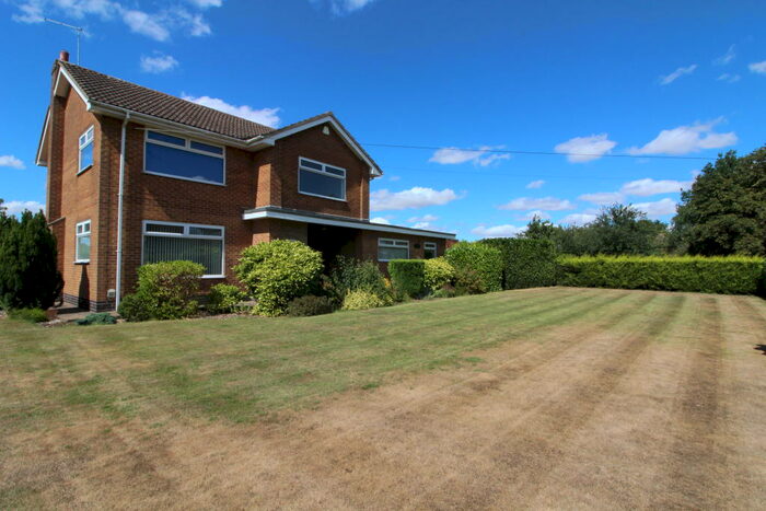 3 Bedroom Detached House To Rent In Dunswell Road, HU16