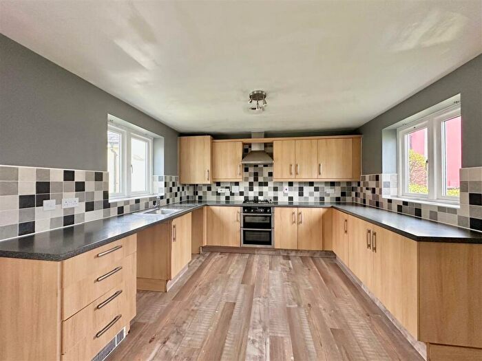 4 Bedroom Detached House For Sale In Plymstock, Plymouth, PL9