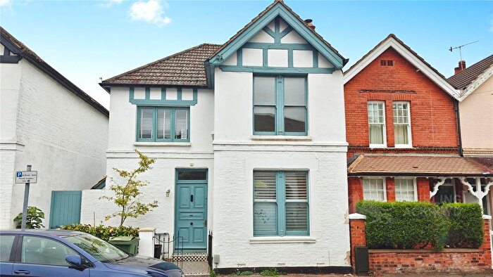 2 Bedroom Detached House To Rent In Springfield Road, Guildford, Surrey, GU1