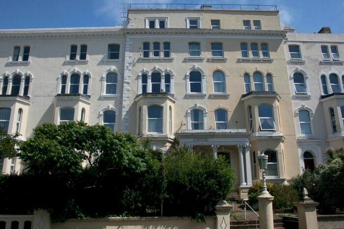 1 Bedroom Flat To Rent In Orchard Gardens, Teignmouth, TQ14