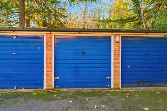 2 Bedroom Apartment For Sale In Watersplash Court, London Colney, St. Albans, AL2