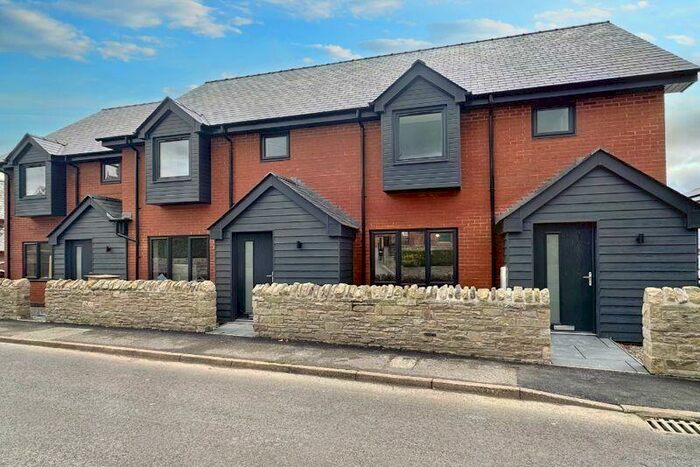 2 Bedroom End Of Terrace House For Sale In Platinum Mews, Kington, HR5