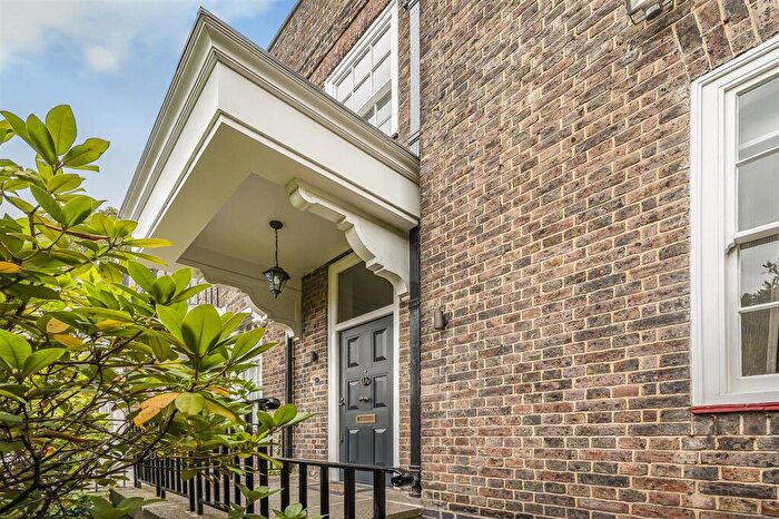 7 Bedroom House To Rent In Redington Road, Hampstead, NW3