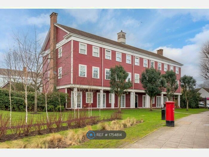 2 Bedroom Flat To Rent In Albany Hall, Worcester Park, KT4