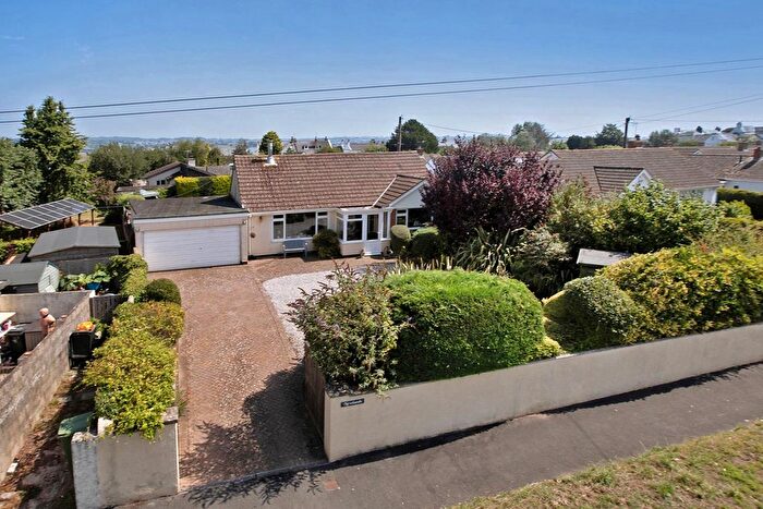 4 Bedroom Bungalow For Sale In Longfield Road, Starcross, EX6