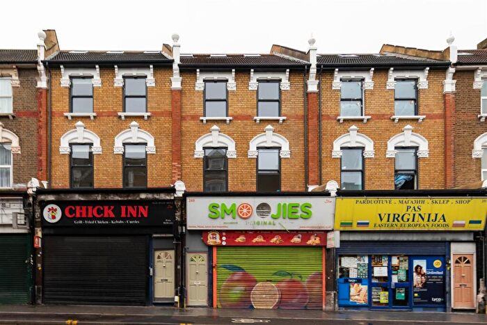 1 Bedroom Flat To Rent In Hoe Street, Walthamstow, E17