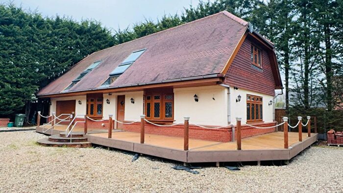 1 Bedroom Bungalow To Rent In Steeple Road, Mayland, Chelmsford, CM3