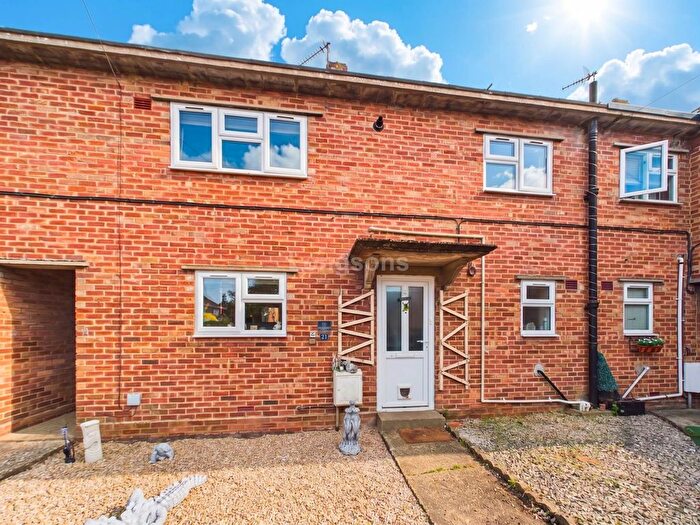 3 Bedroom Terraced House For Sale In West Road, Watton, IP25