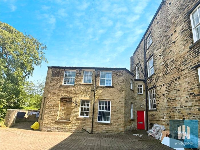 1 Bedroom Apartment To Rent In Belgrave Terrace, Huddersfield, HD1