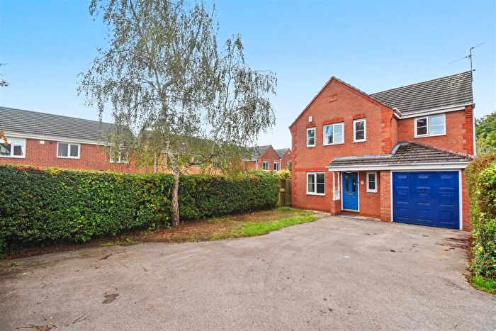 4 Bedroom Detached House For Sale In , Denne Close, Corby, NN18