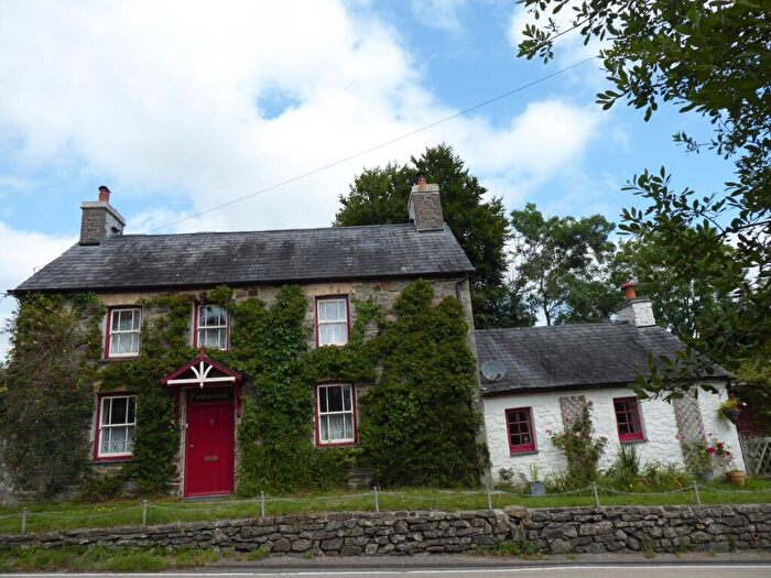 4 Bedroom Detached House For Sale In Drefach, Llanybydder, SA40