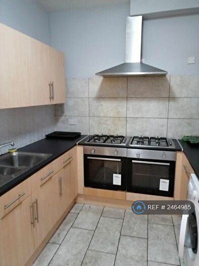 Studio To Rent In Bedford Street Roath, Cardiff, CF24