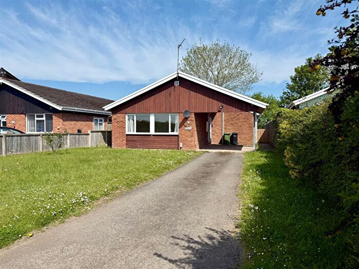 3 Bedroom Detached Bungalow For Sale In Woodbine Close, Marden, Hereford, HR1