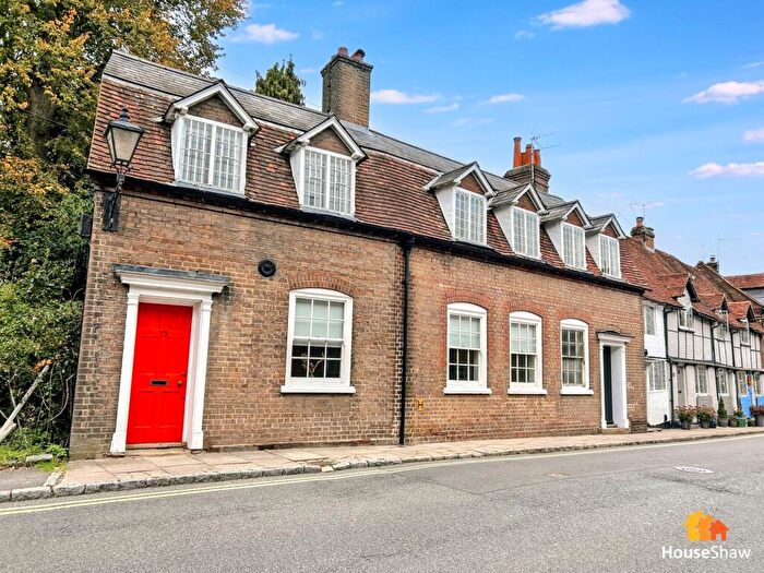 3 Bedroom End Of Terrace House For Sale In Church Street, Chesham, HP5