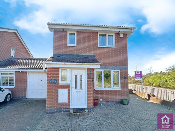 3 Bedroom Link Detached House For Sale In Courtney Road, Saltney, Chester, CH4