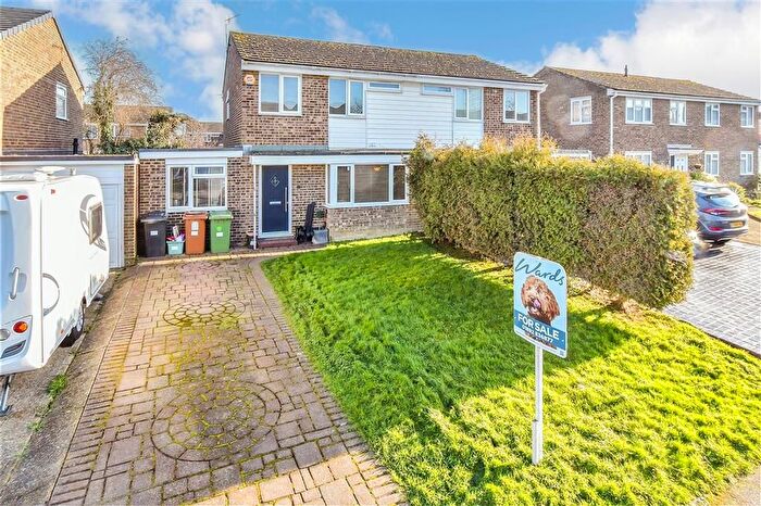 3 Bedroom Semi-Detached House For Sale In Cobbs Close, Paddock Wood, Tonbridge, Kent, TN12
