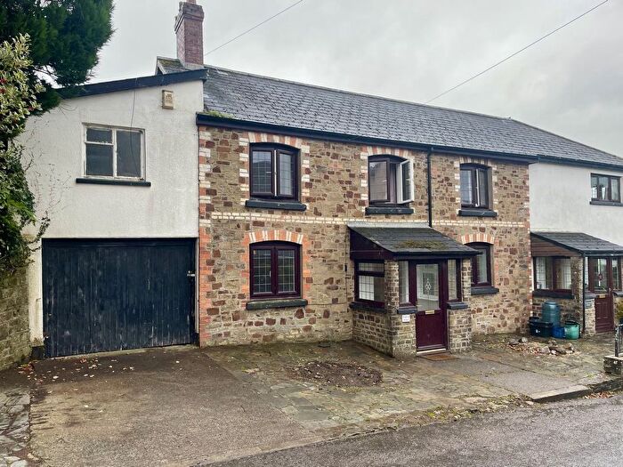 4 Bedroom Semi Detached House To Rent In Endford Court, Shebbear, EX21