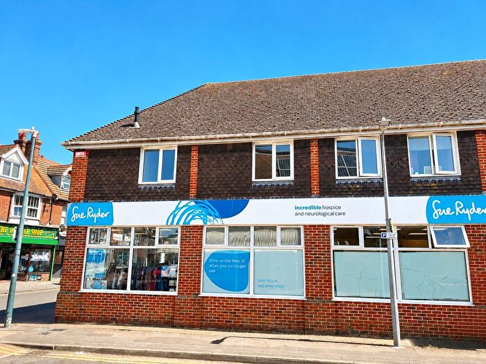 2 Bedroom Flat To Rent In Station Road, Birchington, Kent, CT7