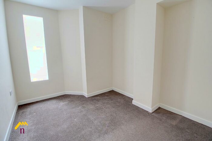 2 Bedroom Flat To Rent In Victoria Road, Retford, DN22