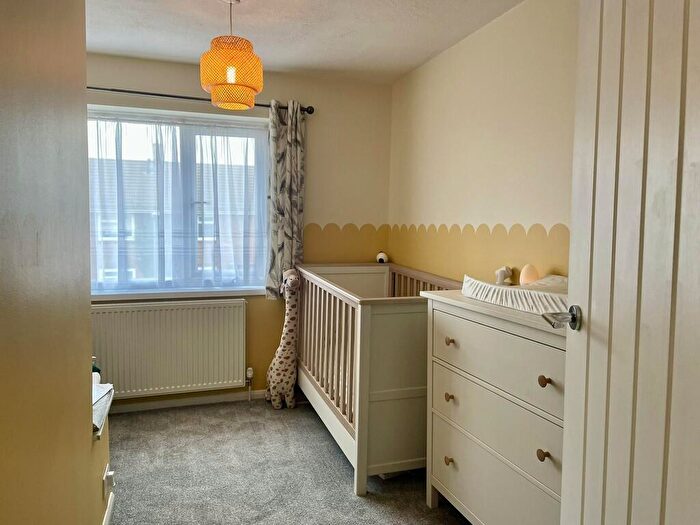 3 Bedroom Terraced House For Sale In The Rowlands, Biggleswade, SG18