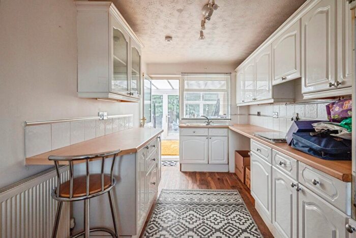 3 Bedroom Detached Bungalow For Sale In Lawnswood Drive, Caister-On-Sea, Great Yarmouth, NR30