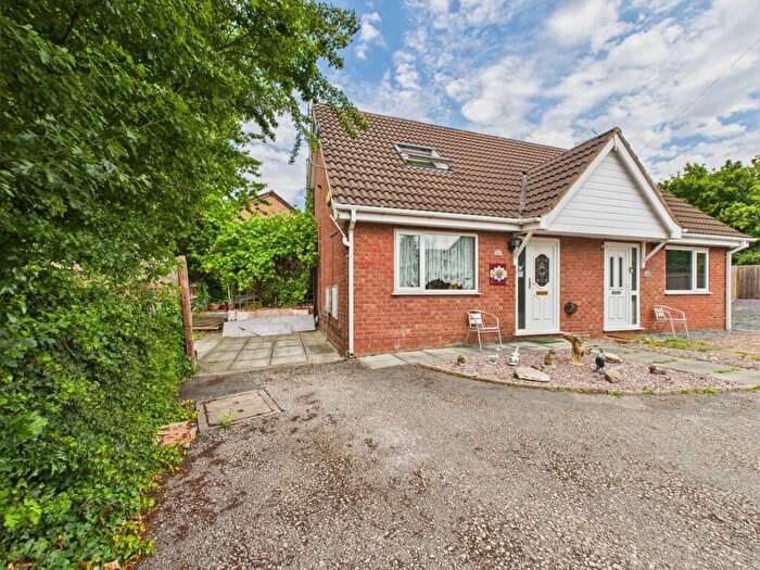 2 Bedroom Semi-Detached Bungalow For Sale In Speedwell Close, Huntington, CH3